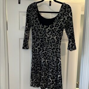 love...ady Long Sleeve Leopard Print Dress